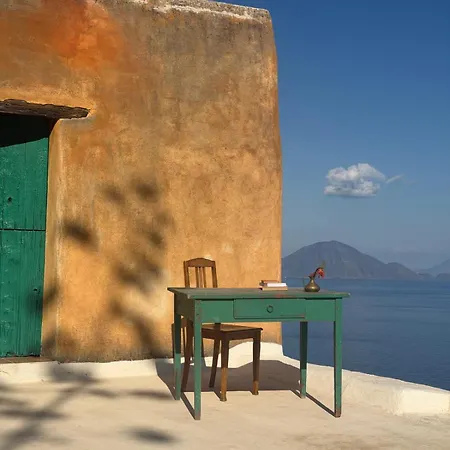 Casa *
